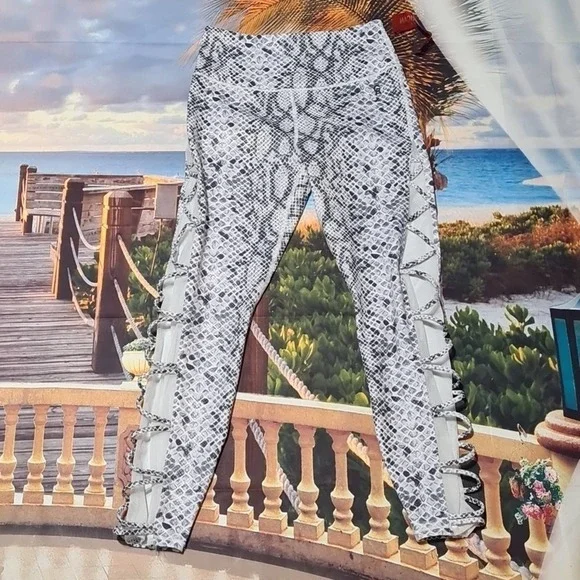 Good American Python Zig‎ Zag High Waist Leggings Size 2 NWT - Picture 3 of 11